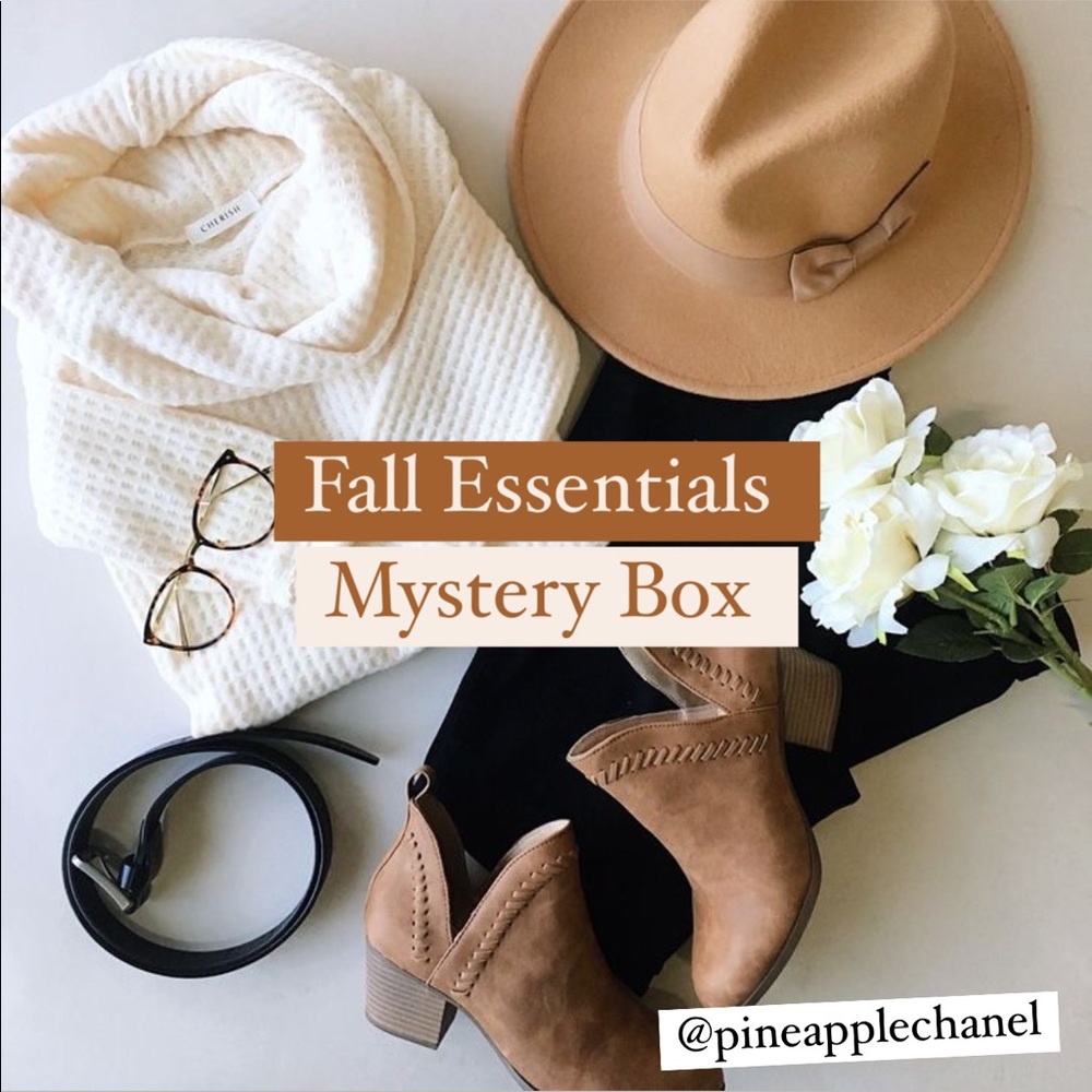 FALL ESSENTIALS STYLE MYSTERY BOX • 5 ITEMS